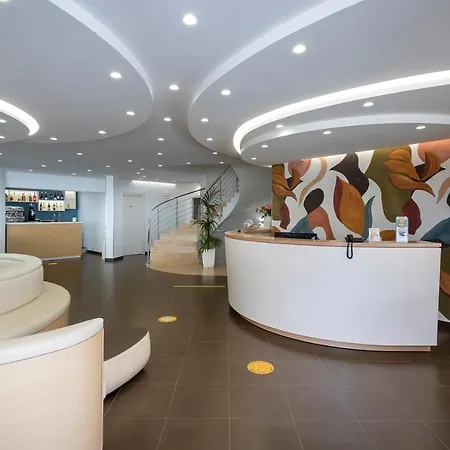 Hotel Alaba 3*
